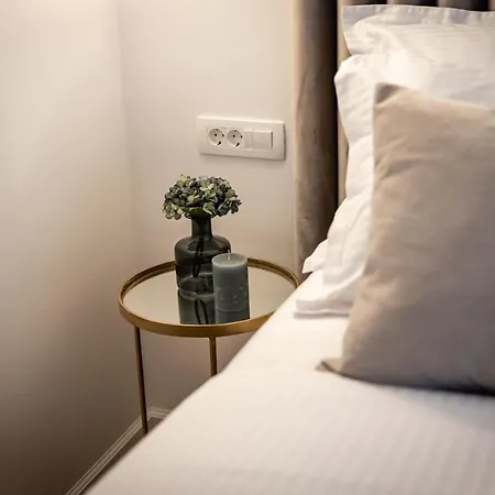 Апартаменты Teatar Rooms And Studio Сплит