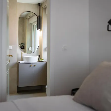 Teatar Rooms And Studio