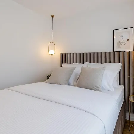 Teatar Rooms And Studio Апартаменты *